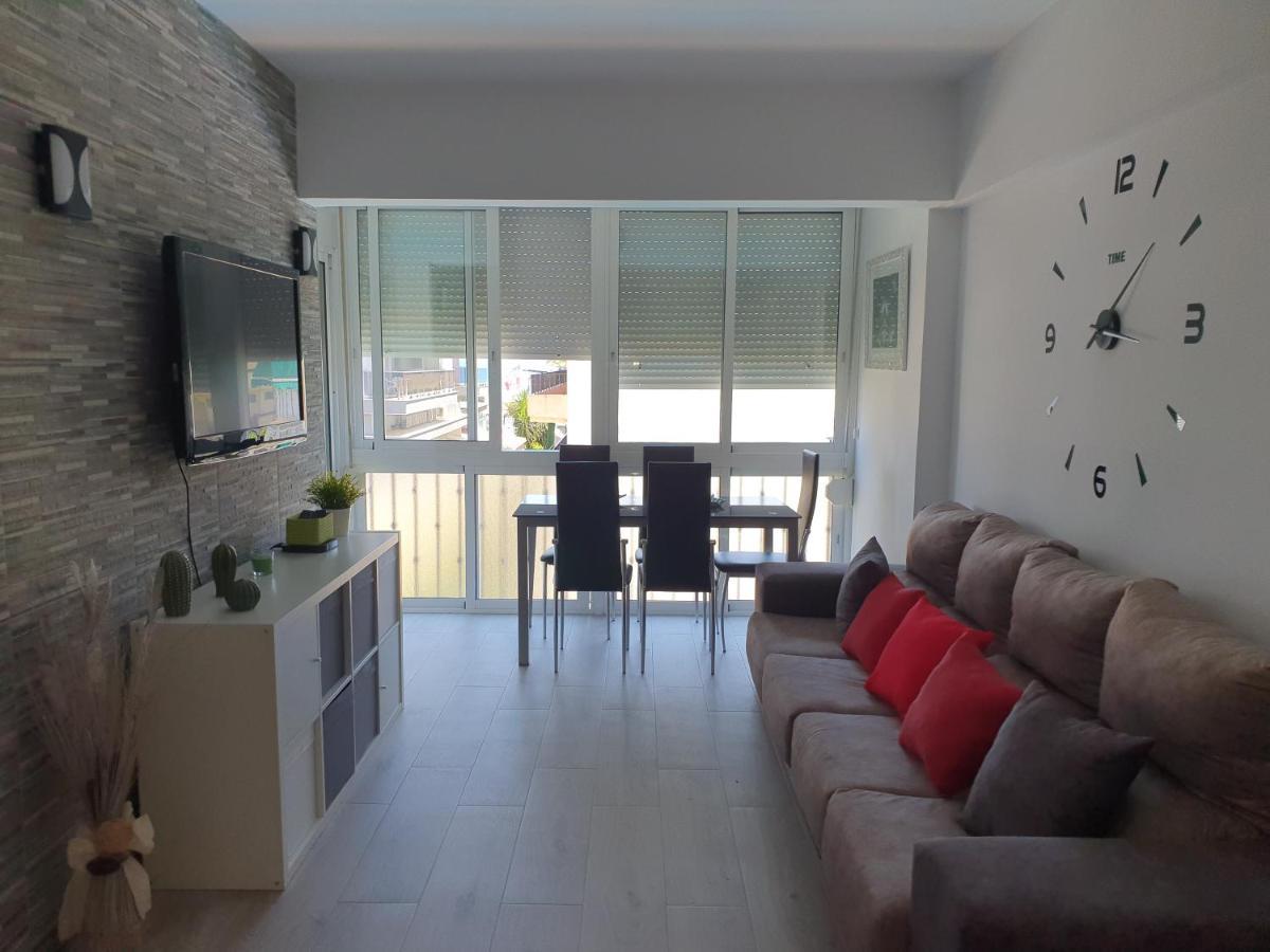 Apartamento Primera Linea De Playa Torremolinos Exterior photo