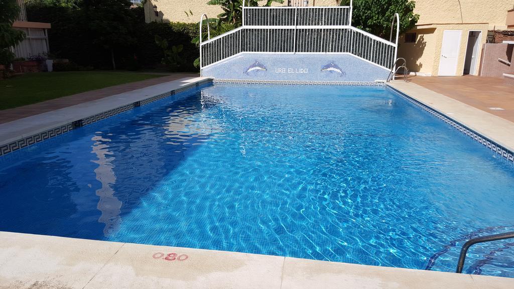 Apartamento Primera Linea De Playa Torremolinos Exterior photo