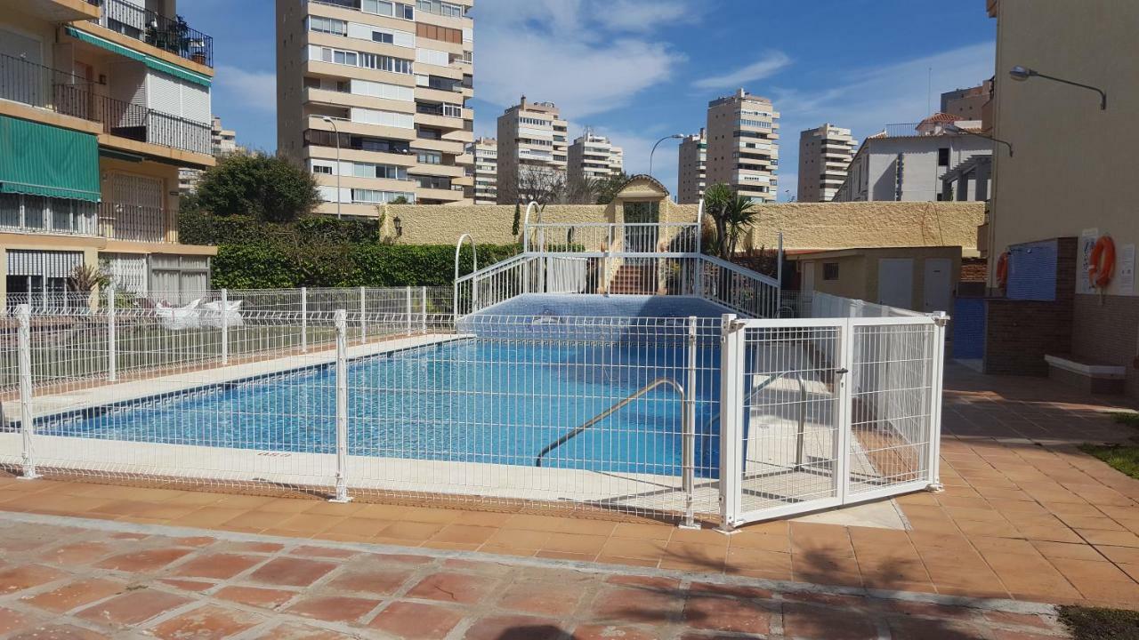 Apartamento Primera Linea De Playa Torremolinos Exterior photo