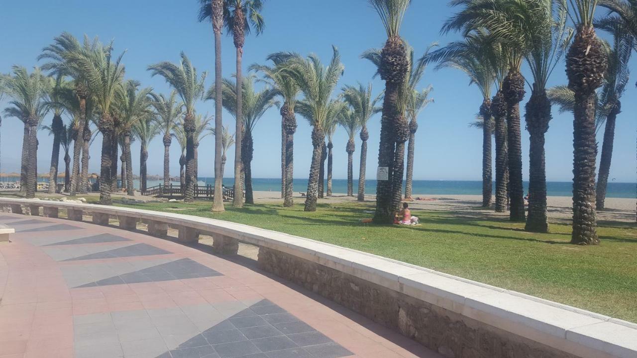 Apartamento Primera Linea De Playa Torremolinos Exterior photo